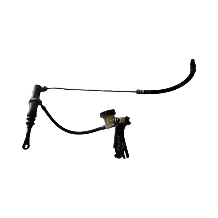 EX013 - VZ SV6 Holden Commodore  - Clutch Slave Cylinder and Reservoir