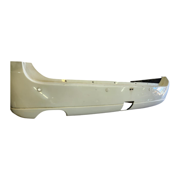 A233 - VZ HOLDEN COMMODORE WAGON - Rear Bar - HERON WHITE #679F