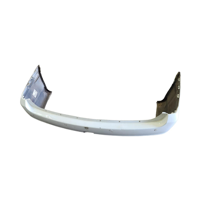 A233 - VZ HOLDEN COMMODORE WAGON - Rear Bar - HERON WHITE #679F