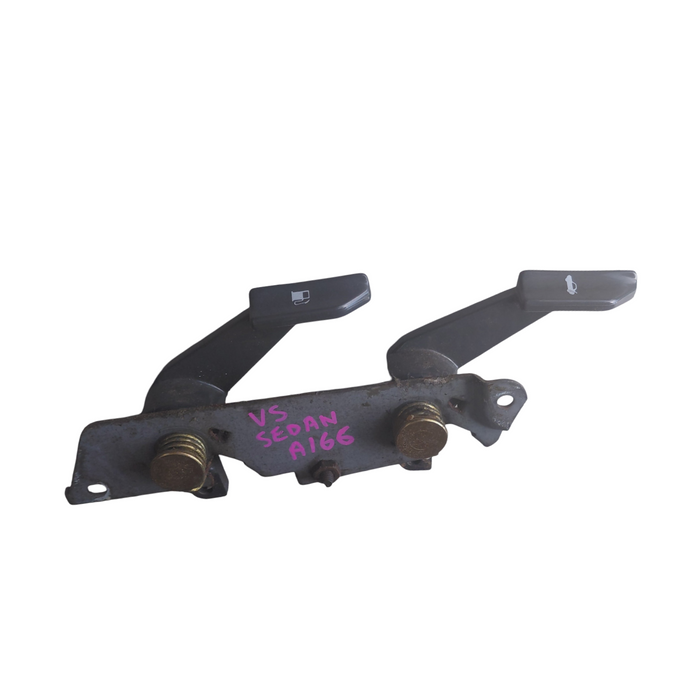 A166 - VS Holden Commodore Sedan - Fuel Flap & Boot Release Latch