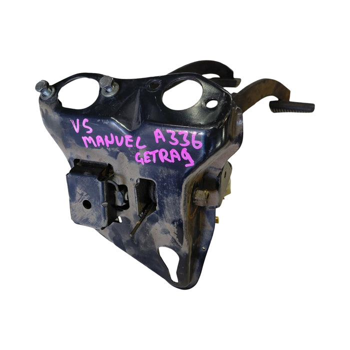 A336 - VS Holden Commodore SIII Utility - Getrag Pedal Box Assembly - V6 MANUAL LG2