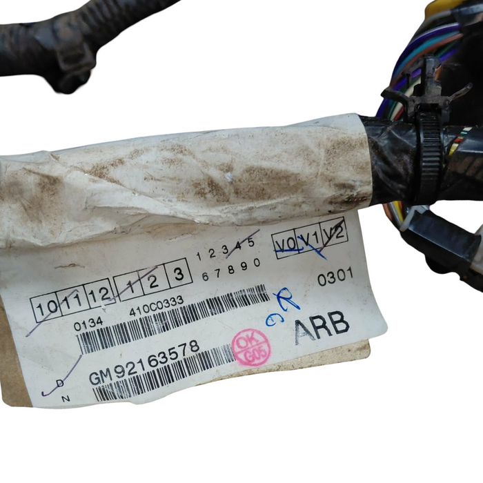 A303 - VZ Holden ONE TONNER Utility (2005) - Body Harness V6 MANUAL LEO