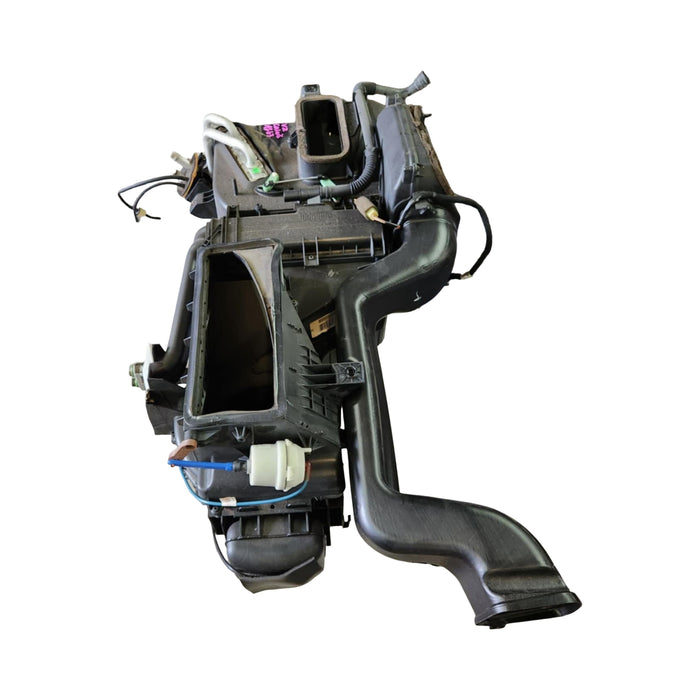 A268 - VZ HOLDEN CALAIS SEDAN - Heater Box (V6 AUTO)