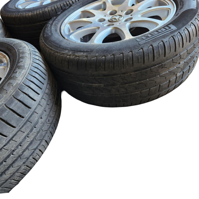 A282 - VY Holden Commodore Sedan - 16" Wheels / Tyres SET of 5. 225 / 55 ZR16 - 95W