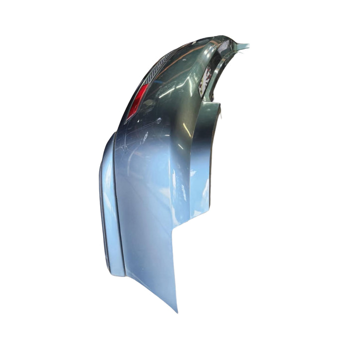 A268 - VZ HOLDEN CALAIS SEDAN - Rear Bar - ODYSSEY BLUE #276M
