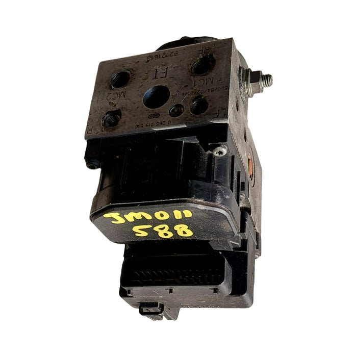 JM011 - VZ SS Holden Crewman - ABS Module V8 LS1 - CODE: 588