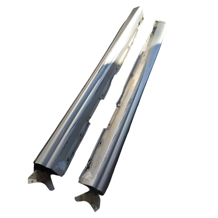 VXSS003 - VX SS Holden Commodore SEDAN - Sideskirts (PAIR) - SWITCHBLADE SILVER #636R