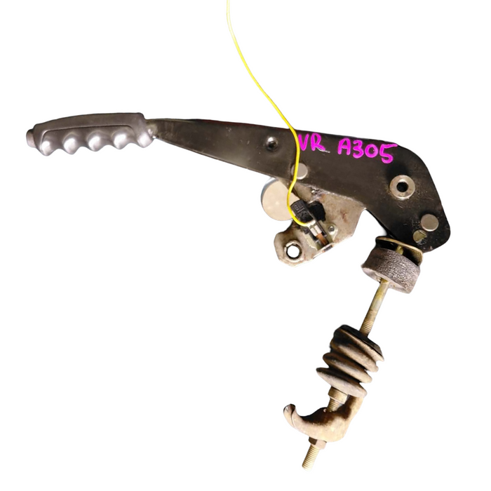 A305 - VR Holden Commodore SEDAN - Handbrake Lever