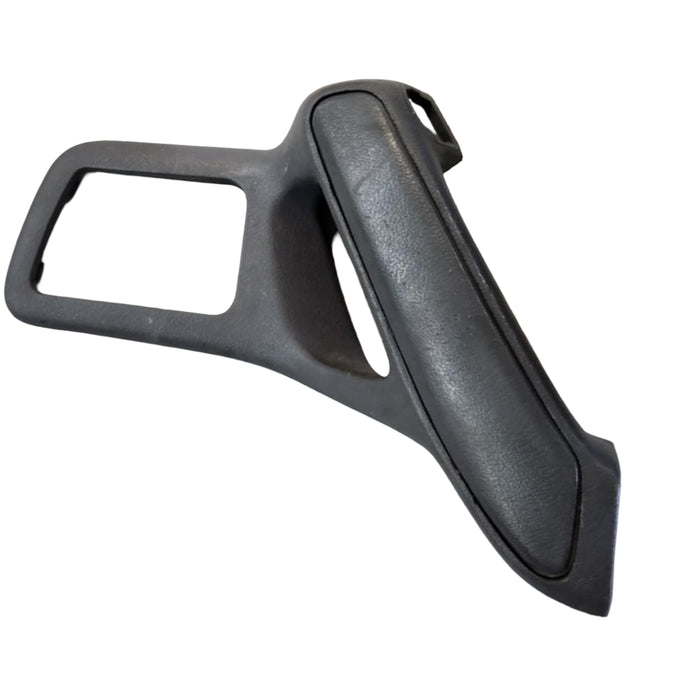 A291 - VS HOLDEN COMMODORE WAGON - Door Pull Handle - DRIVERS FRONT - TRIM #15i