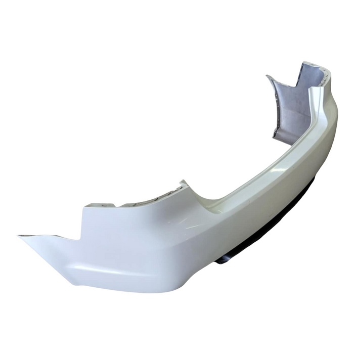 A279 - VE SV6 Holden Commodore Sedan - Rear Bar - HERON WHITE #679F
