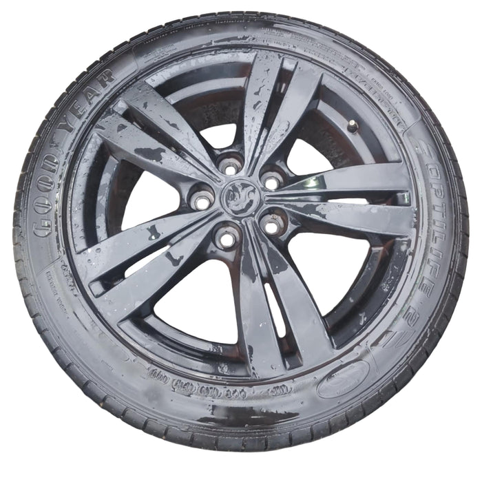 A202 - VE/ VF Holden Commodore - 18" Wheels Set of 4 with Tyres
