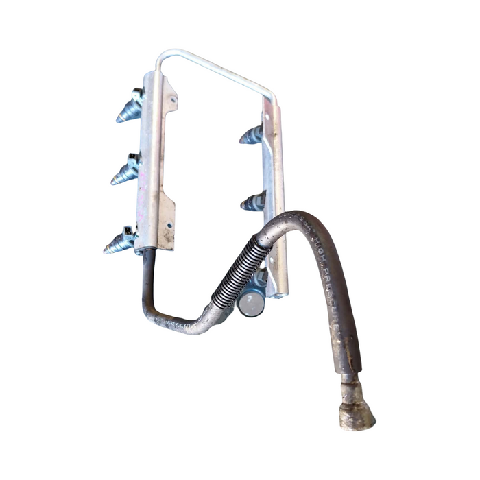 A257 - VS Holden Commodore SEDAN (1996) - Fuel Injector Rail V6 AUTO LG2