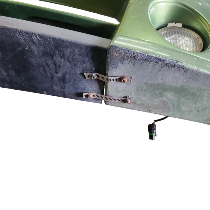 #vyss001 - VY SS Holden Commodore - Front Bar with Foglights #870J Hothouse Green