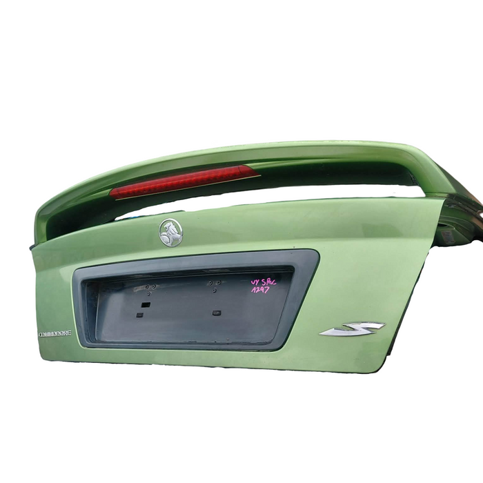 a297 - VY Holden Commodore S Sedan - BOOTLID with Wing Hothouse Green #870J