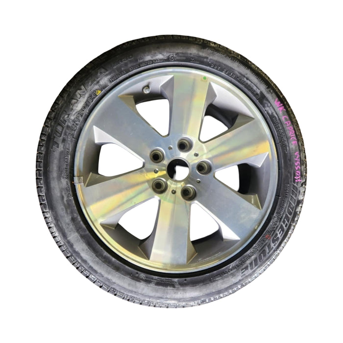 #vyss011 - WK Holden Caprice  - 17" Wheel with Tyre (like new)
