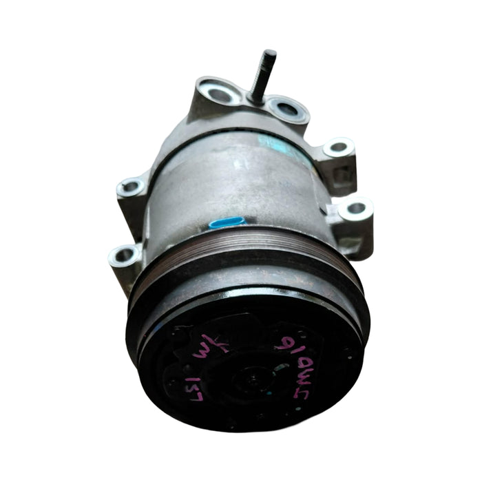 JM016 - WK Holden Statesman - AC Compressor V8 LS1