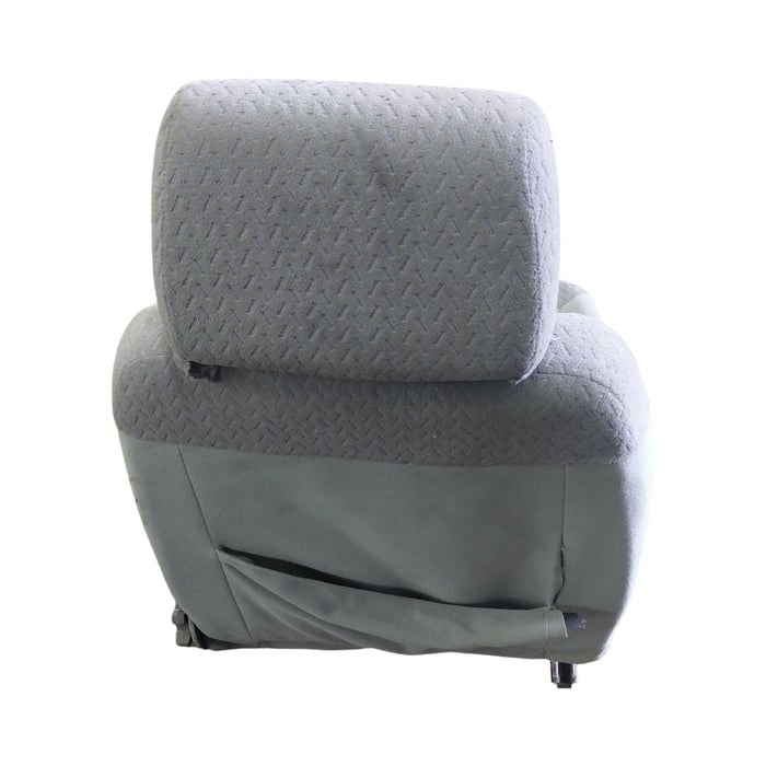 A256 - VS Holden Commodore Wagon - Passenger Front Seat (Light Grey / Cloth)