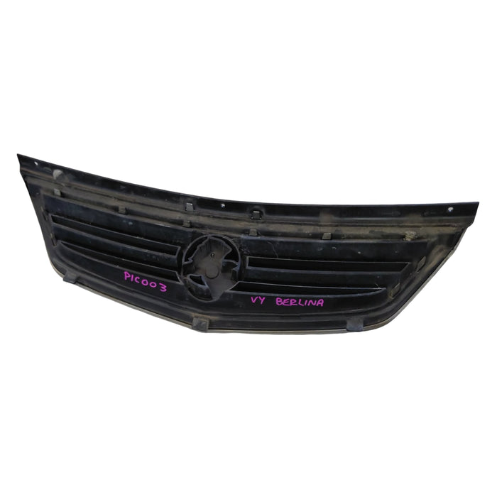 Pic003 - VY Holden Commodore Berlina - Chrome Grille with Badge