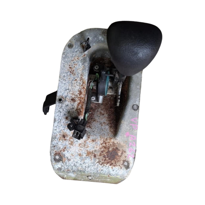 A262 - VP Holden Commodore Sedan - Gear Shifter Knob (AUTO)