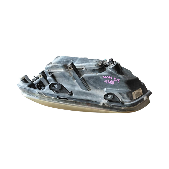 A288 - WM Holden Caprice V - Driver's Side GENUINE Xenon Headlight