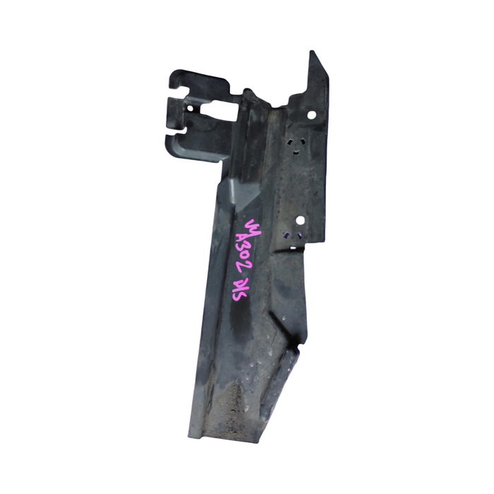 A302 - VY Holden Commodore - Driver Side Radiator Air Baffle - V6 AUTO