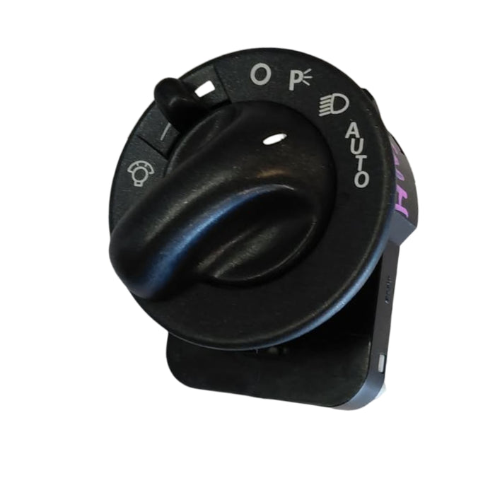 Jm018 - WH Holden Statesman - Headlight Switch with Auto Function (Black)