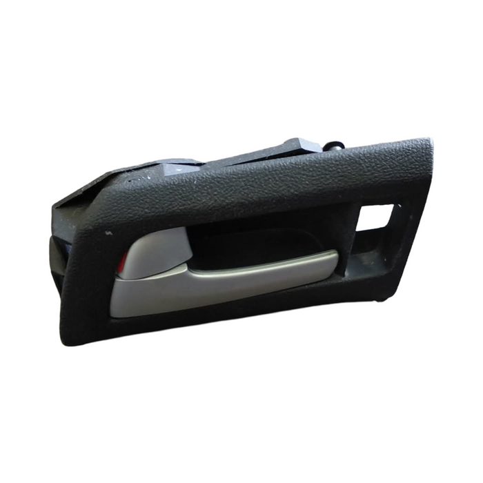 A288 - WM Holden Caprice V - PASSENGERS REAR Interior Door Handle Genuine