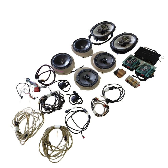 EX013 - VZ SV6 Holden Commodore Sedan - "KENWOOD & HELIX" Speaker System - Parcel Tray Speaker (KFC-HQ718) Door Speakers (P 68)