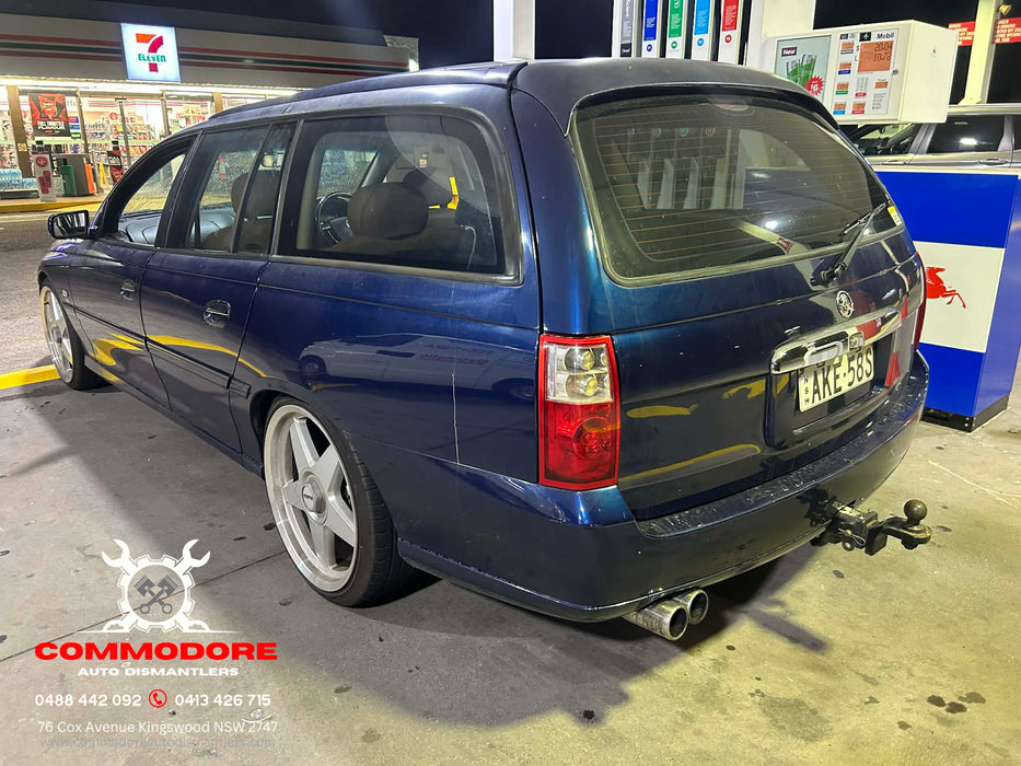 vz001 - VY/VZ Holden Commodore Wagon - Tailgate Vespers Blue Paint #718H with Rear Wiper and Chrome Garnish