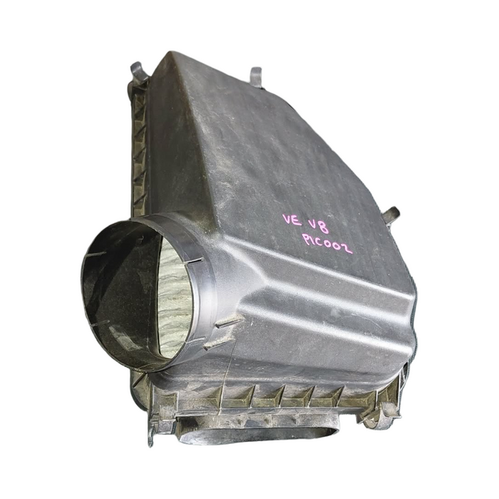 PIC002 - VE Holden Commodore - Airbox V8