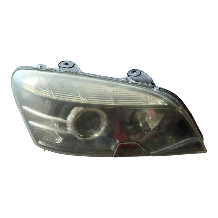 A288 - WM Holden Caprice V - Driver's Side GENUINE Xenon Headlight