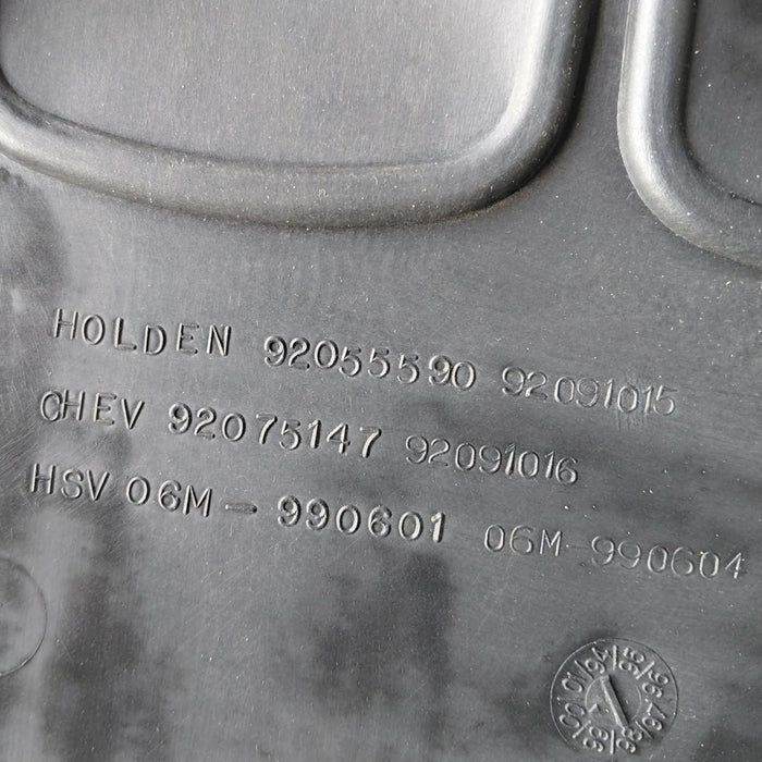 JM011 - VT, VX , VU , VY , VZ  Holden Commodore HSV V8 LS1 - 5.7 Ltr Engine Cover - BLACK/SILVER
