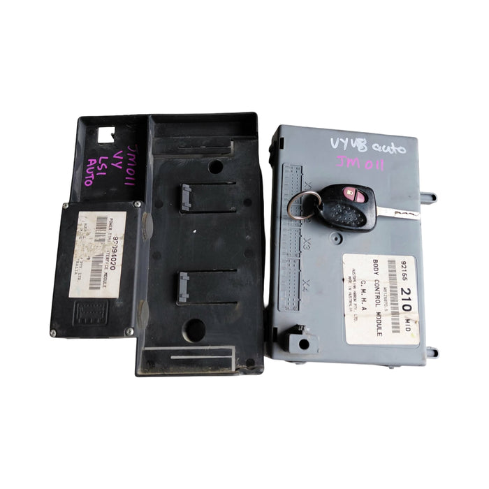 JM011 - VY Holden Commodore V8 LS1 Automatic - Body Control Module 210 MID w/ Key/Fob & Powertrain Interface Module S/N: 92094020