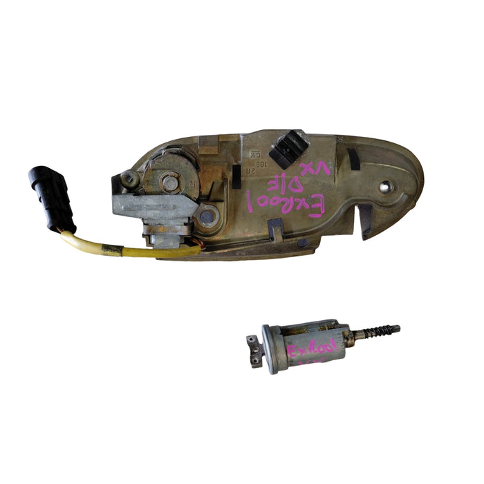 EXR001 - VX Holden Commodore Sedan - Security Set (Drivers Front External Door Handel w/ Ignition Barrel & Key)