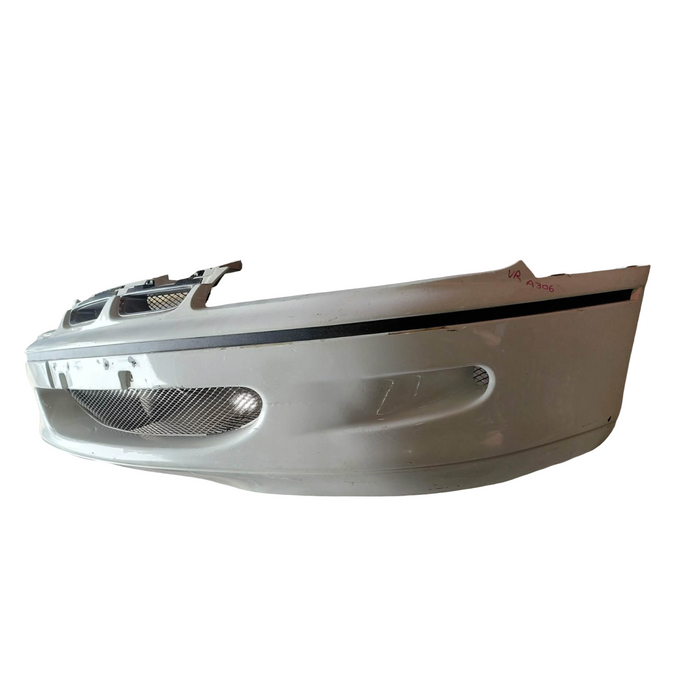 A306 - VR Holden Commodore Sedan - Front Bar - ALASKAN WHITE #J064