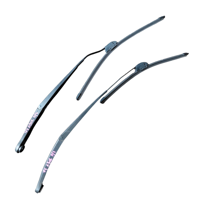 A302 - VY Holden Commodore Sedan - Windscreen Wiper Arms (PAIR)