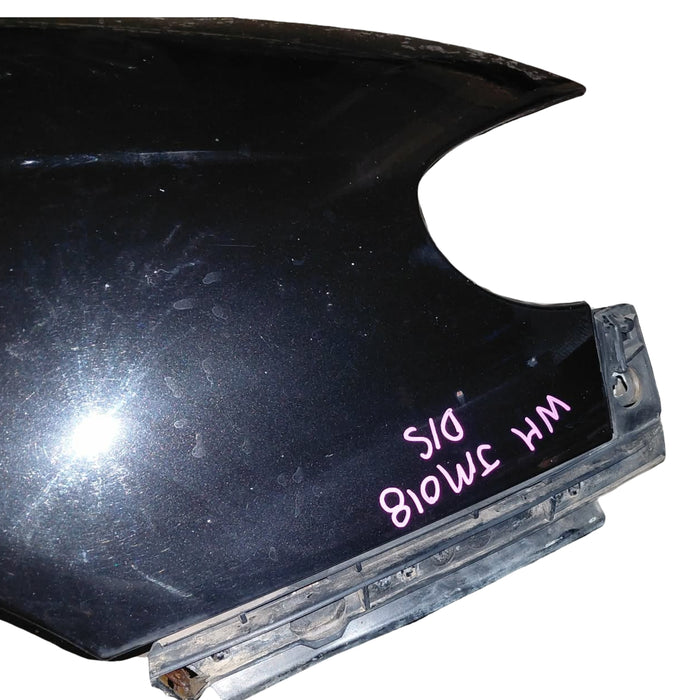 Jm018 - WH Holden Statesman - Driver's Front Guard with blinker (Mica Black #k025)