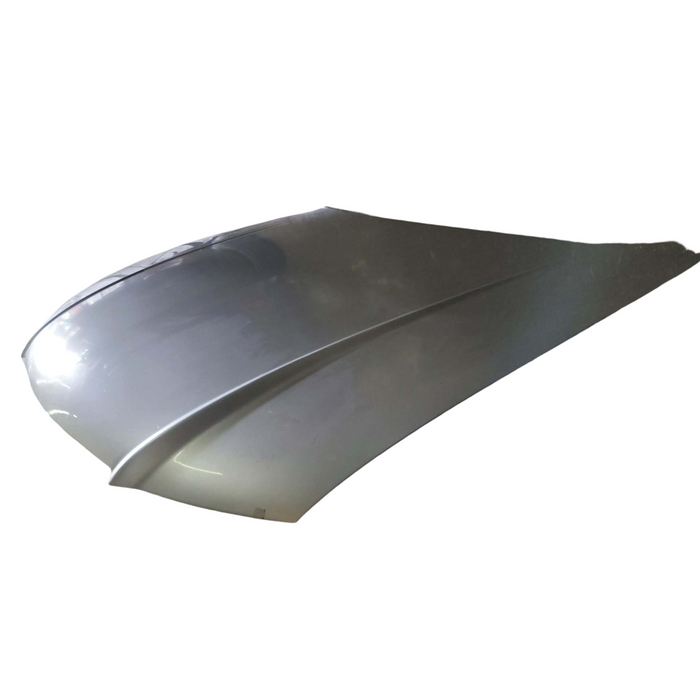 A304 - VZ Holden Commodore SEDAN - Bonnet GENUINE - QUICKSILVER #470G