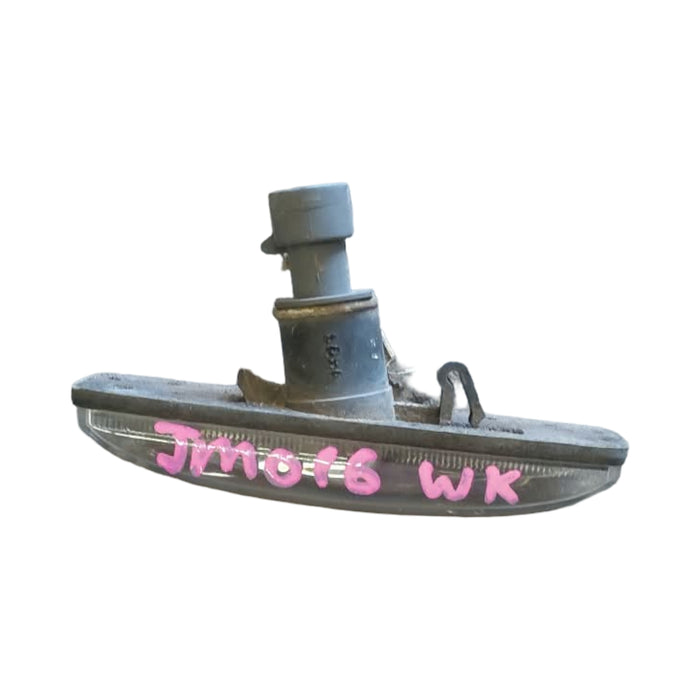 JM016 - WK Holden Statesman - Front Guard Blinkers (LH/RH Compatible) GENUINE