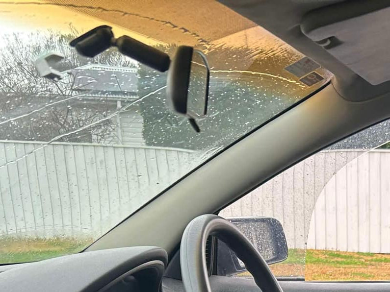 A225 - VZ Holden Commodore Utility - Rear-View Mirror GENUINE