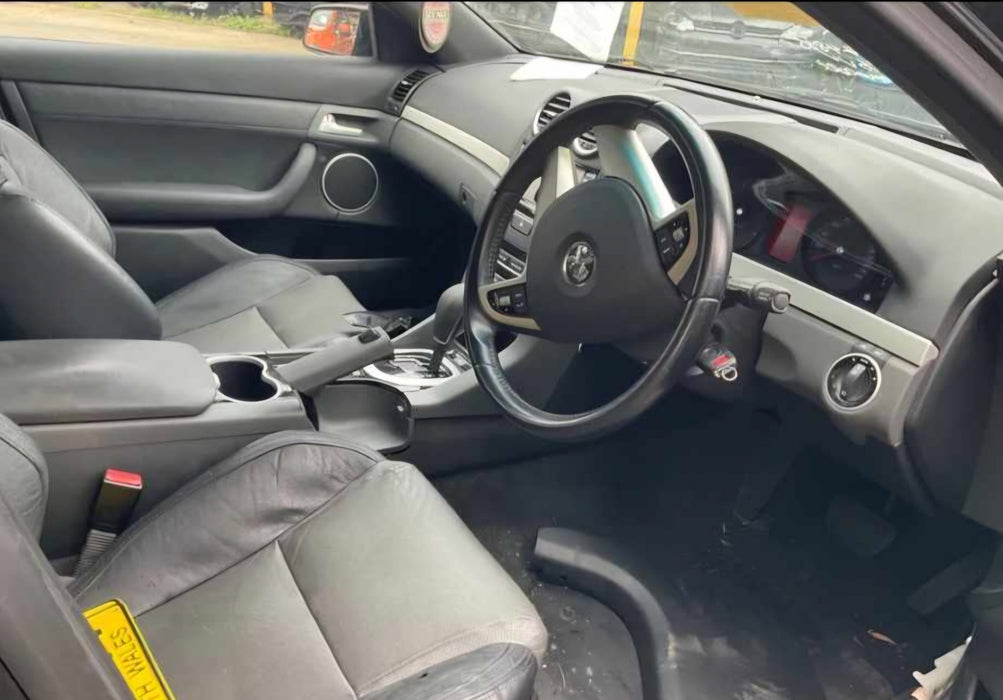 A207 - VE SV6 II - Front Seats (SET)