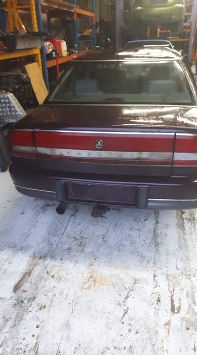 A038 - VS HOLDEN STATESMAN CAPRICE -  Eurovox Stereo 8490V with PIN CODE