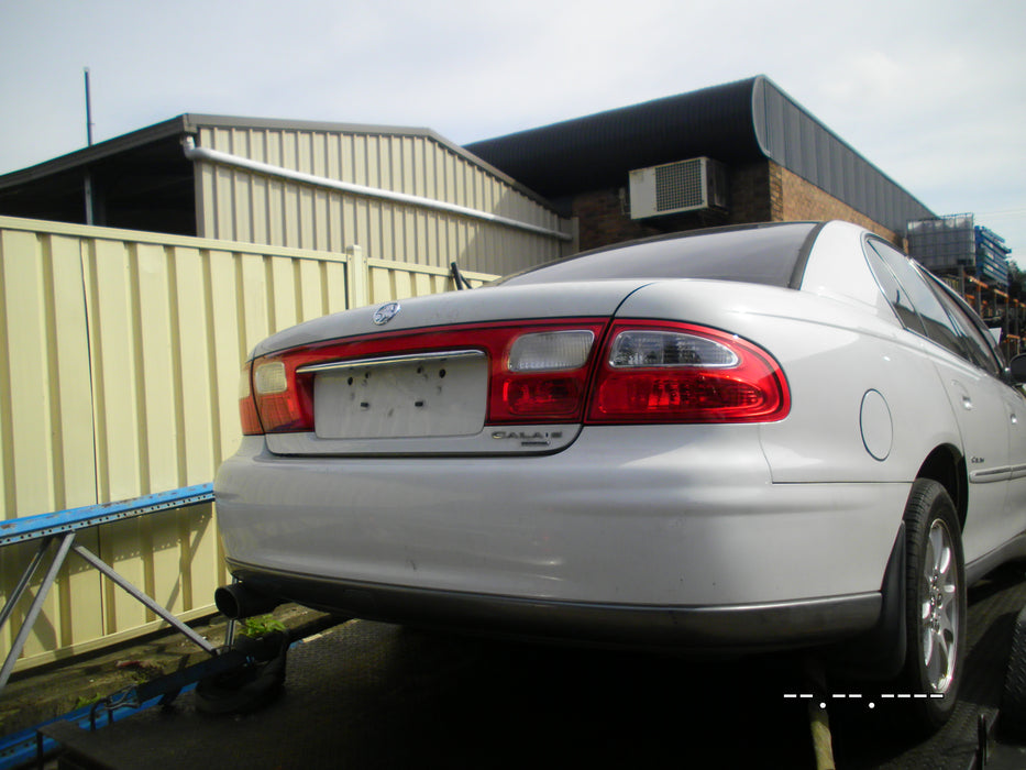 A054 - Vx SII Holden Calais Sedan - Rear Bar - HERON WHITE #679F