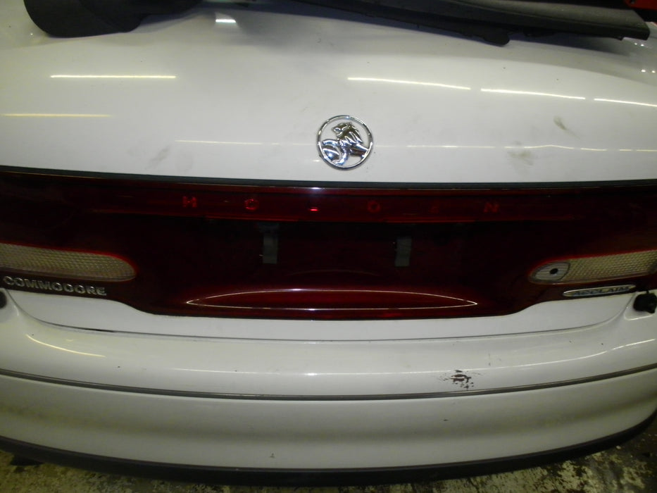 A063 - VT SERIES I Holden Commodore Sedan - Rear Bar - HERON WHITE #J073