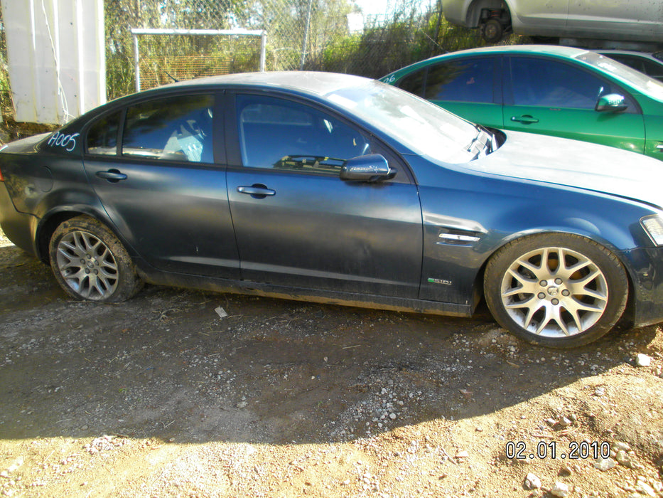 A005 - VE Holden Commodore International (2010) SERIES I - V6 Auto Cluster LF1 - 234, 442km