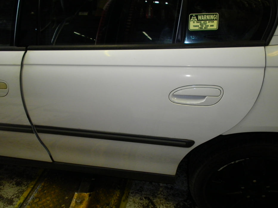 A063 - VT SERIES I Holden Commodore Sedan - Sideskirts (pair) - BLACK
