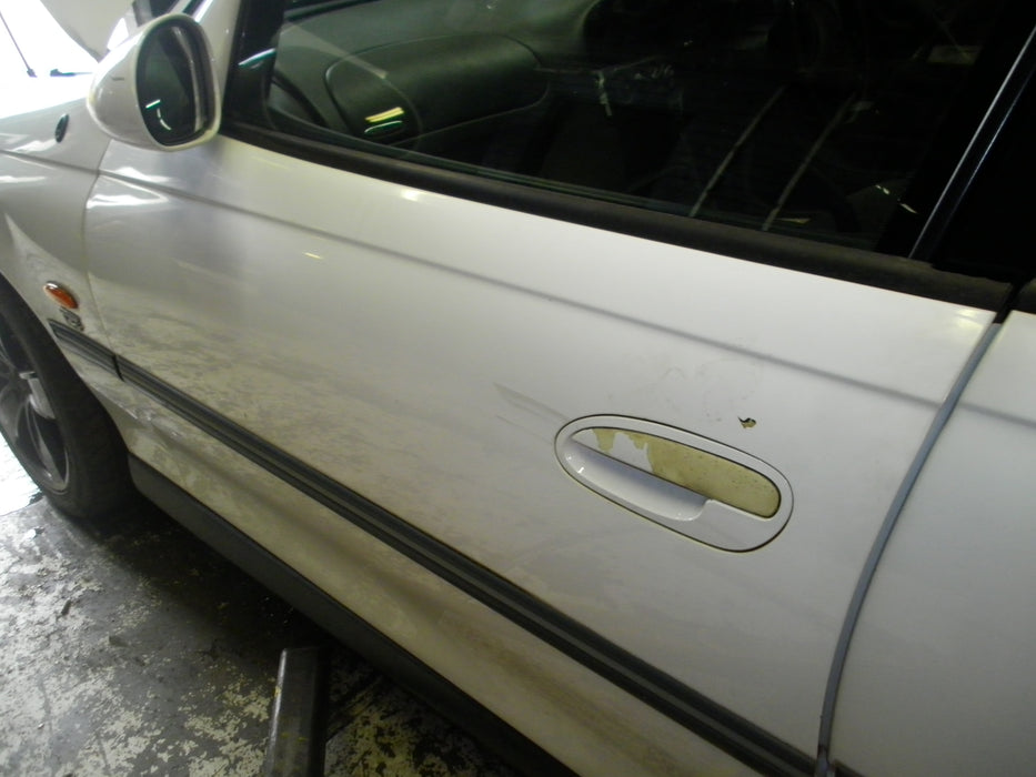 A063 - VT SERIES I Holden Commodore Sedan - Sideskirts (pair) - BLACK