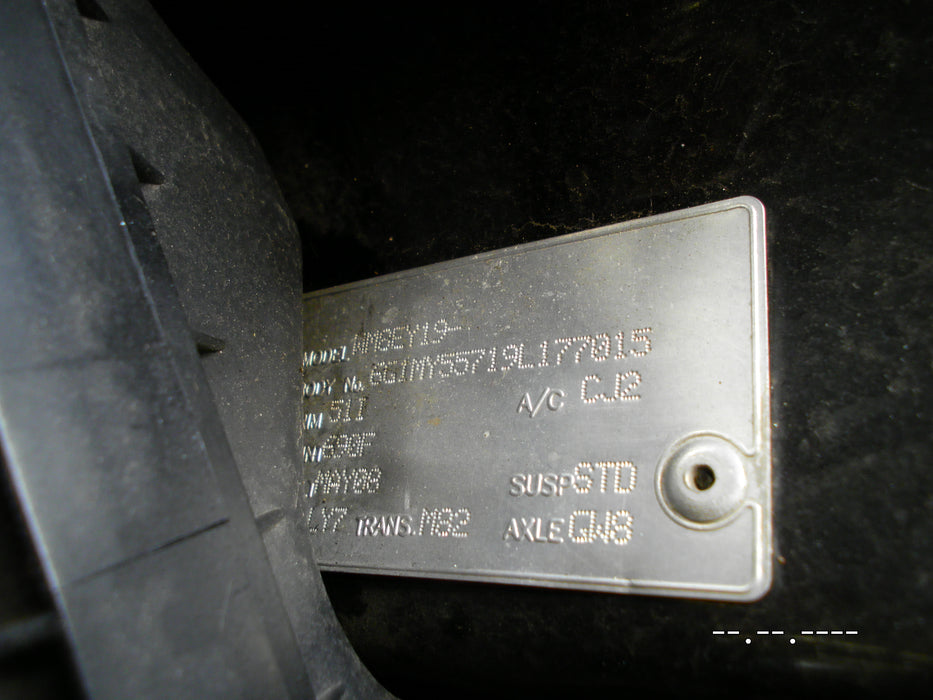 A052 - WM STATESMAN - Bootlid
