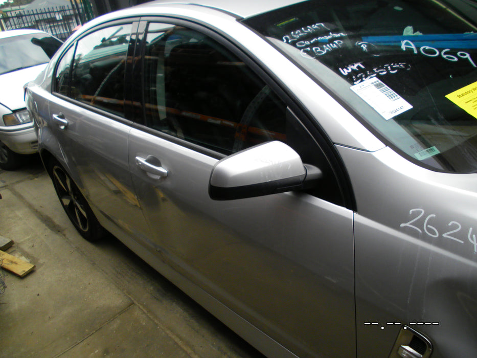 A069 - VF SS, SV6 Holden Commodore Sedan - Sideskirt Passenger Side - NITRATE SILVER #636R