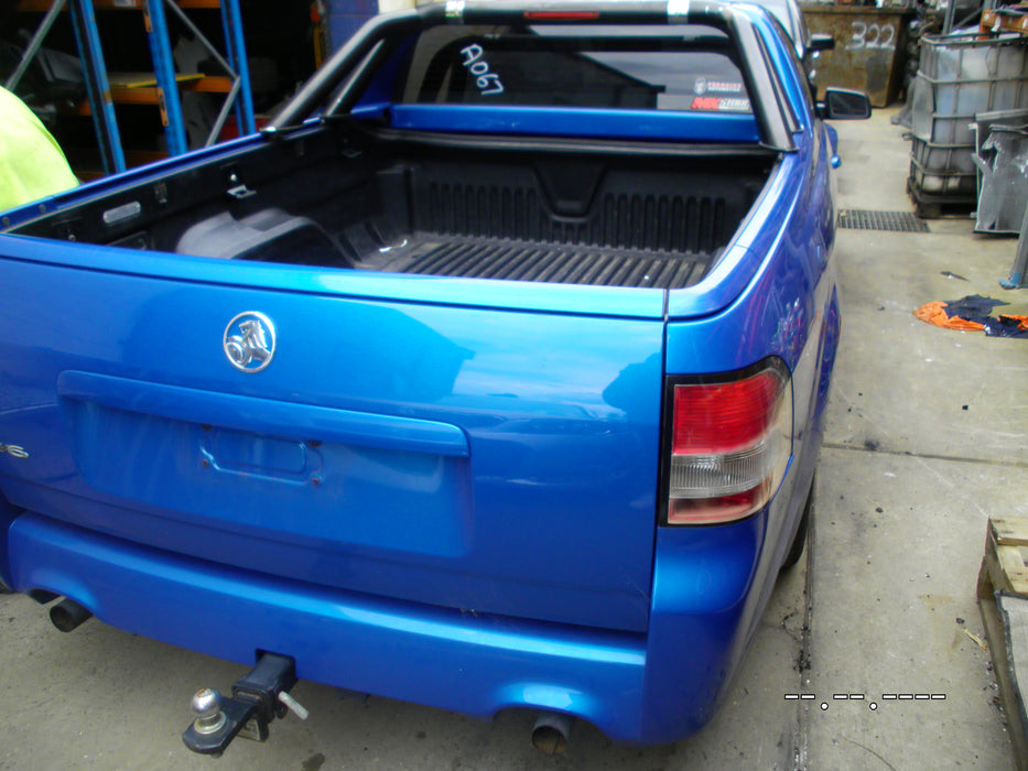 A067 - VE SERIES I Holden Commodore Utility - Driver's Side Blinker